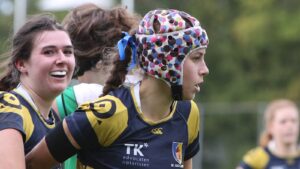 DIOK dames starten ereklasse met ruime zege (foto’s)